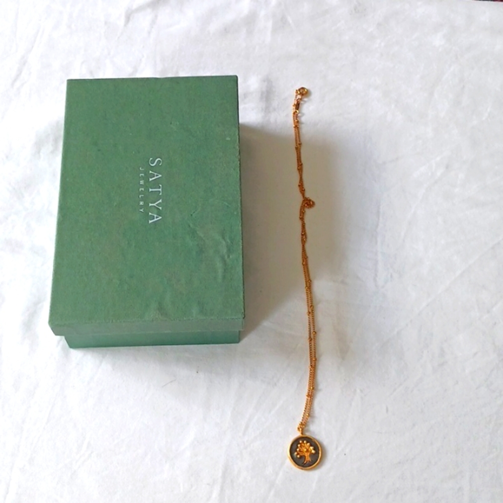 The Tree of Life Growth Pendant 18K GP